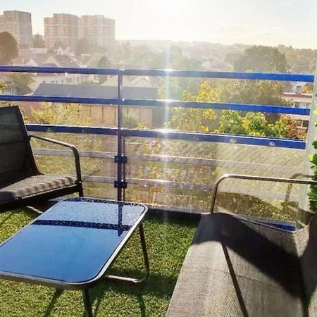 T4 Massy Tgv By Beds4Wanderlust - 80M2 Avec Terrasse Et Bureau - Proche Coulee Verte - Ideal Pro Ou Famille Εξωτερικό φωτογραφία